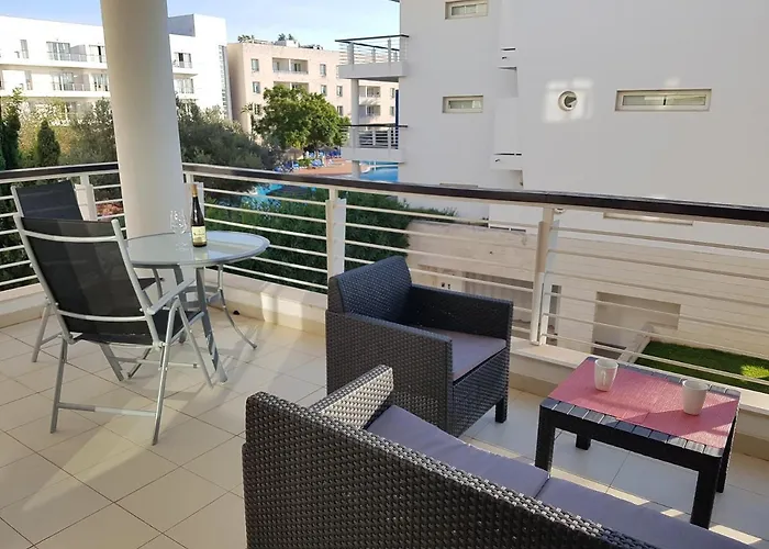 Marina Side Appartement *